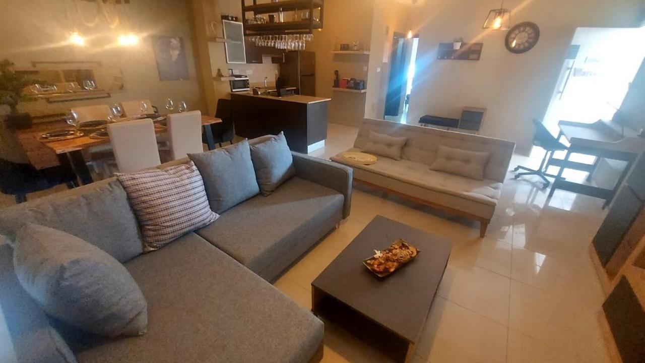 Paramount Gardens Resorts C201 Larnaca Exteriör bild