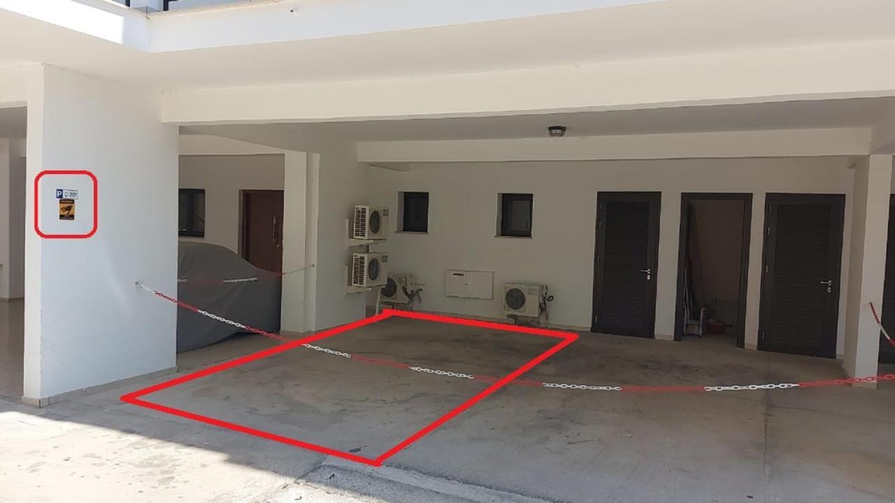 Paramount Gardens Resorts C201 Larnaca Exteriör bild